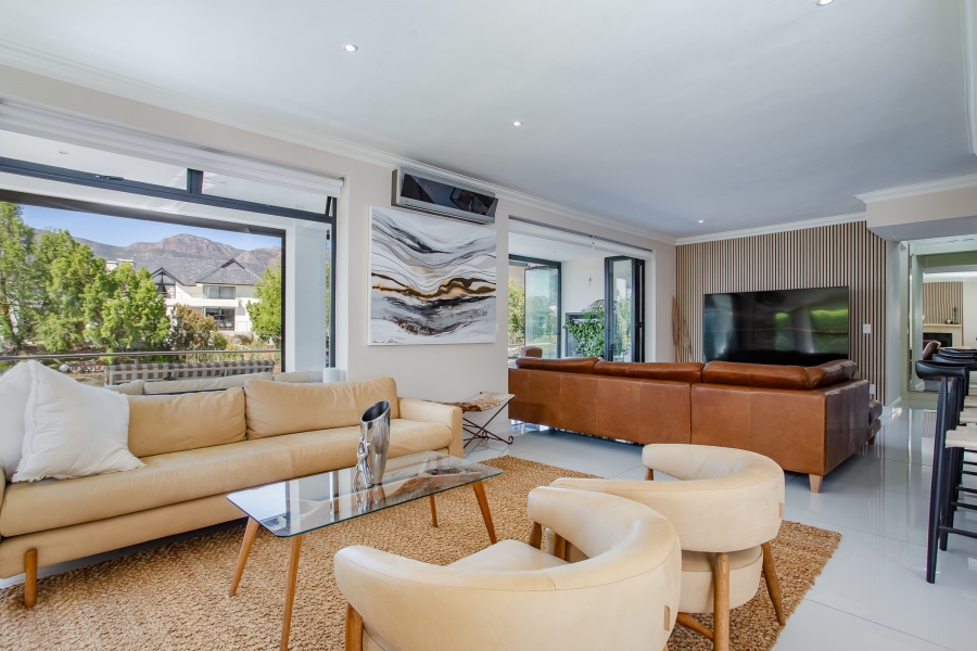 3 Bedroom Property for Sale in Pearl Valley at Val de Vie Western Cape